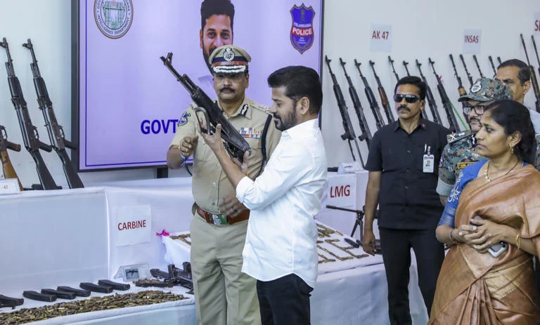 130 Maoists surrender in Hyderabad CM Revanth Reddy calls on remaining to join mainstream-1.webp