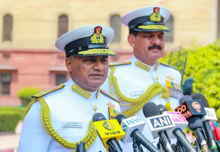Admiral Krishna Swaminathan Assumes Command As 27th Navy Chief, Pledging Enhanced Operational And Combat Capabilities