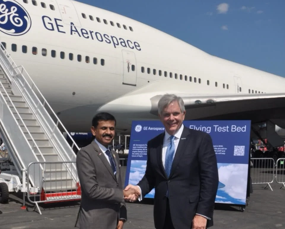 HAL and GE Aerospace Hold High-Level Farnborough Talks to Resolve LCA Tejas Engine Delays and Expand MRO Ties