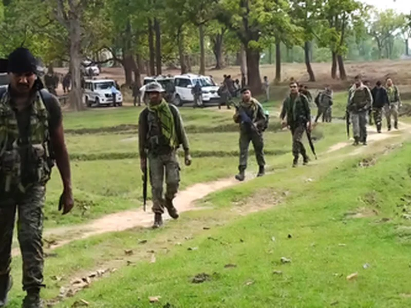 Chhattisgarhs New Strategy Sees 21 Maoists Surrender with AK47s and INSAS Rifles in Bastar-1.webp