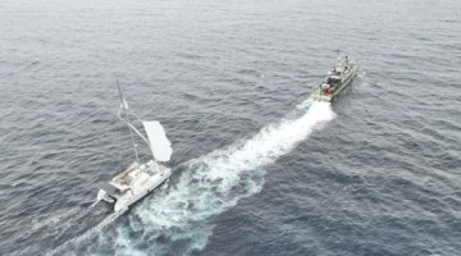 Coast Guard rescues two crew members from stranded US yacht