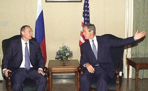 Declassified Transcripts Reveal Putin Warned Bush of Pakistanlinked Nuclear Leaks-1.webp