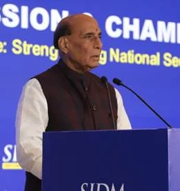 Defence exports poised to reach Rs 30000 crore by March 2026 Defence Minister-1.webp