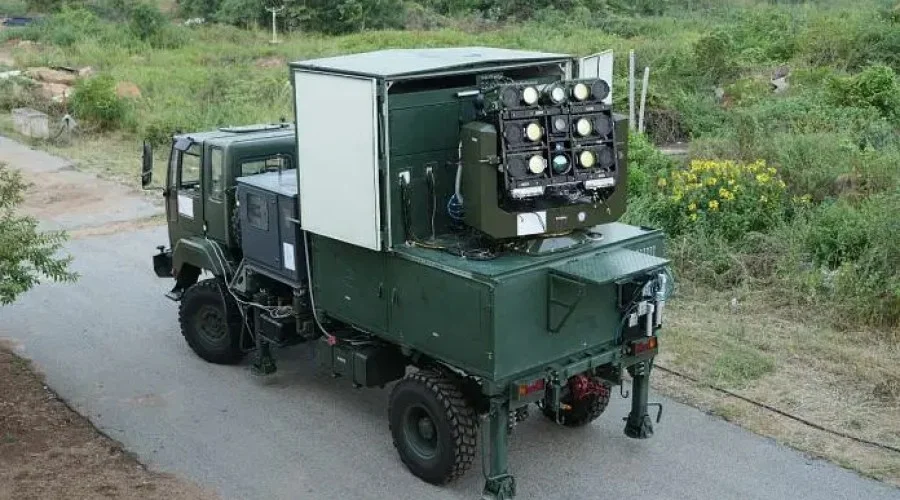 DRDO Engages Private Sector to Mass-Produce Mk-II(A) 30kW Laser Weapon, Addressing Indian Army’s Evolving Anti-Drone Needs