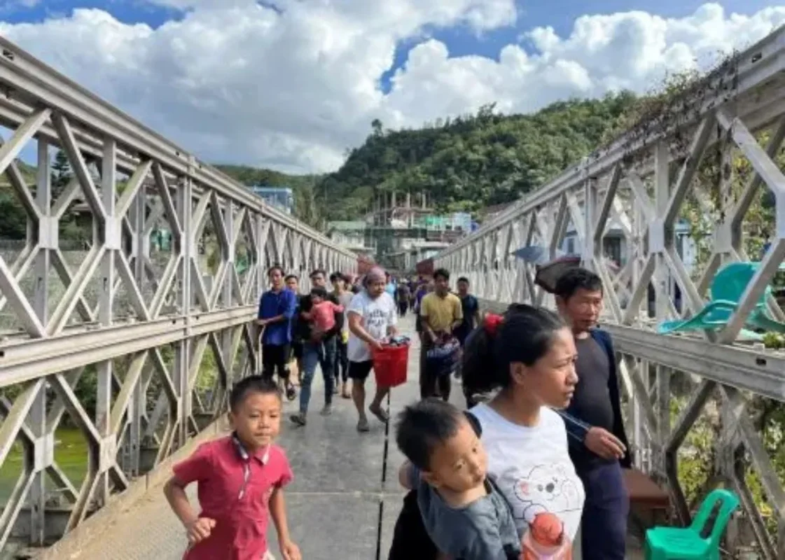 Fresh influx of refugees as Chin rebel groups clash near Mizoram border-1.webp