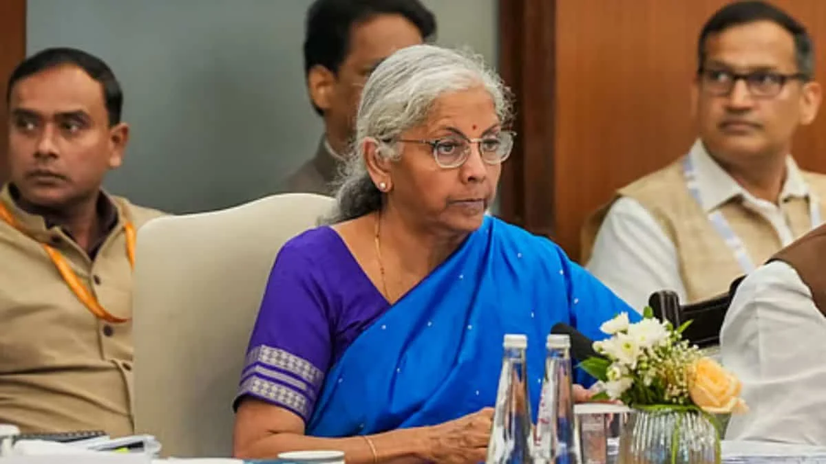 GST cuts to spur growth offset US tariffs India to keep buying Russian oil-1.webp