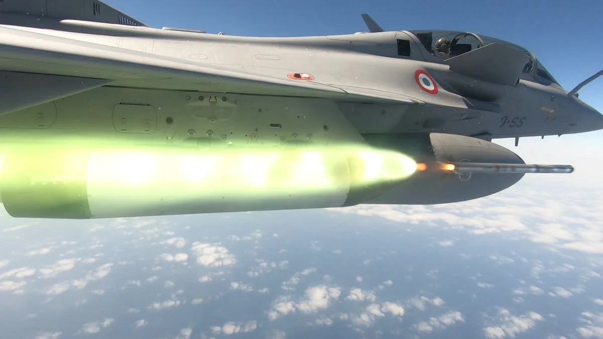 France Equips Rafales With 68mm Laser-Guided Rockets Against Drones, Is It Time for India to Follow?