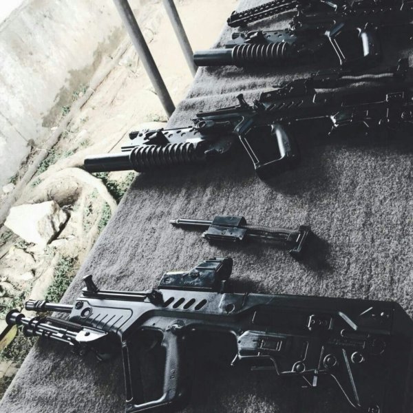 Tavor-21 assault rifles, the standard issue rifle for 9 Para SF