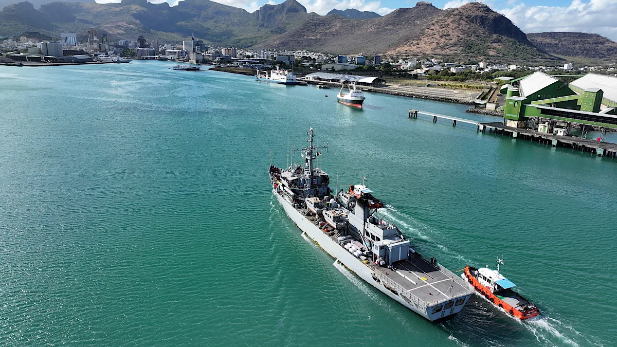 INS Sutlej completes hydrographic survey at Mauritius-1.webp