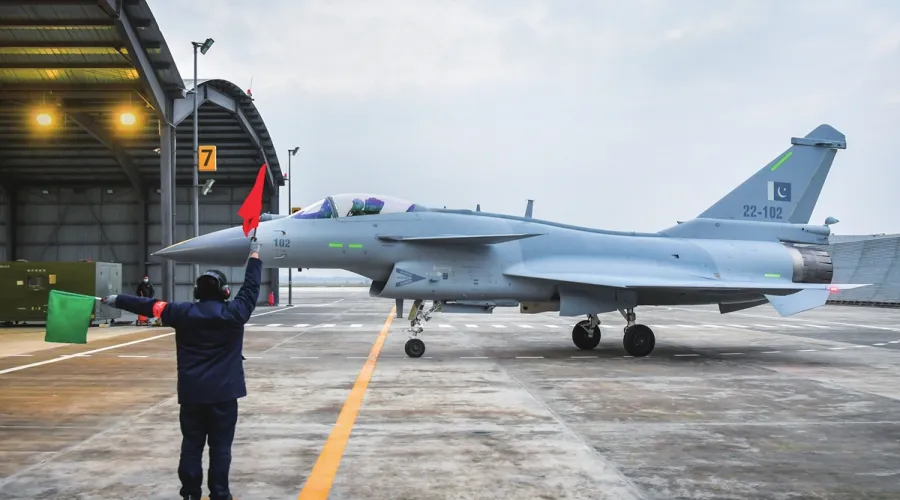 Pakistan Aims for Numerical Parity with India’s Rafale Fleet via Expanded J-10CE Orders, But Capability Differences Still Persist