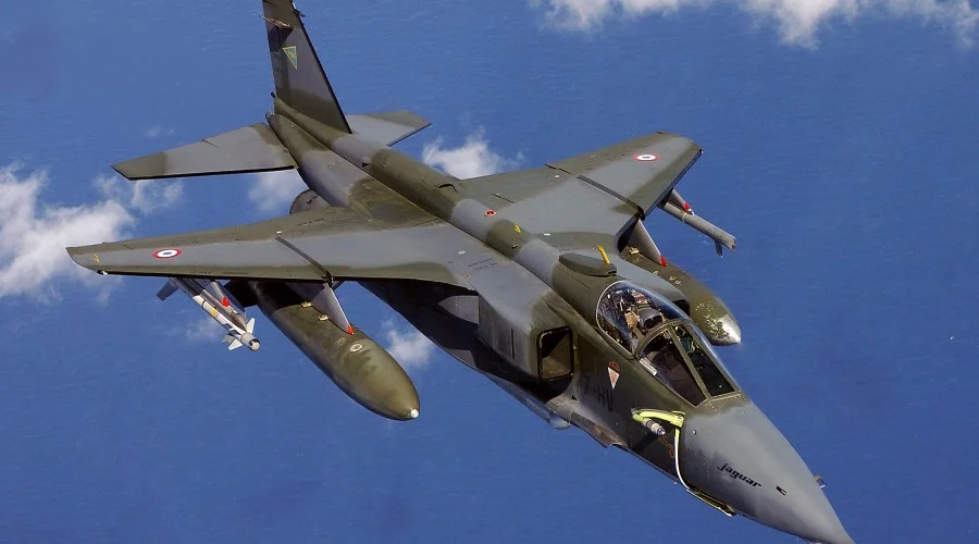 Oman Agrees to Transfer 20+ Jaguars to India, Ensuring High Serviceability for IAF's Aging Shamsher Fleet