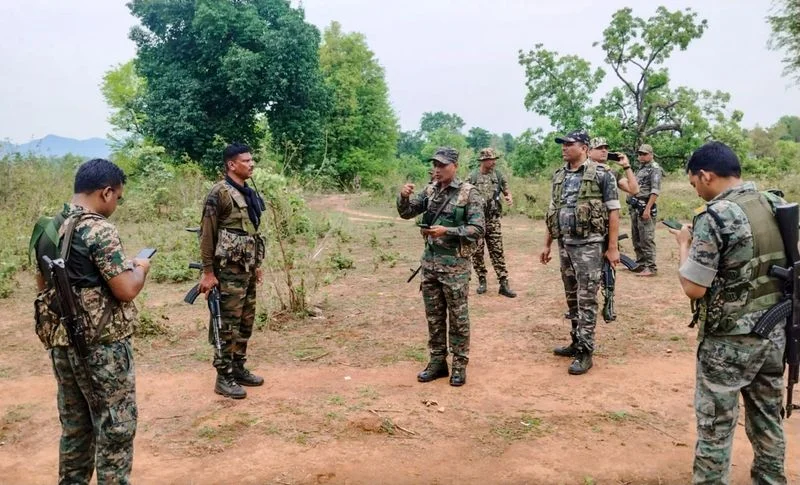 Maoist with Rs 15 lakh bounty killed in gunfight with security forces in Jharkhand Police-1.webp