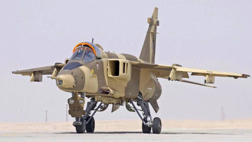 Twenty Retired Omani Jaguar Aircraft to be Dismantled and Shipped to India for IAF Fleet Maintenance
