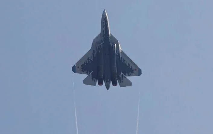 Su-57 at Zhuhai Airshow-min.webp