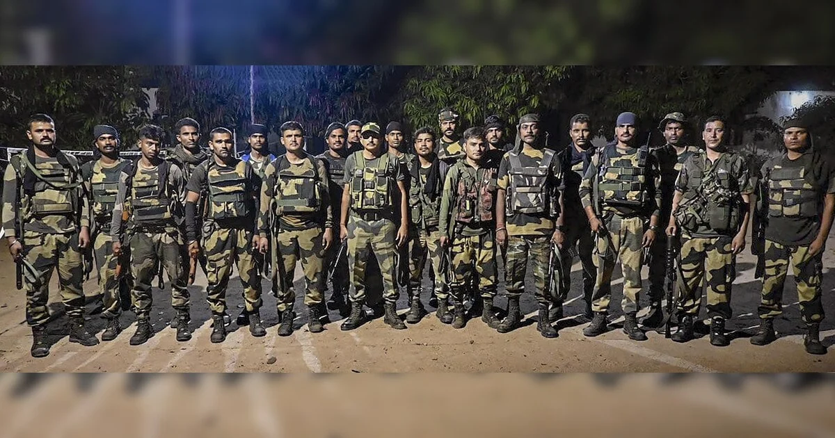 Three Naxalites with Rs 19 lakh bounty surrender in Narayanpur district-1.webp