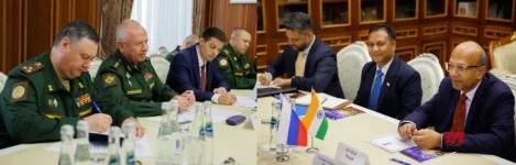 India and Russia discuss ways to further intensify defence partnership