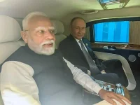 From Baidu to Weibo, the Modi-Putin handshake and shared car ride captivated millions of users in China