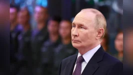 Putin Slams Trump's Colonial-Style Pressure Tactics, Defending India and China's Sovereign Economic Decisions Against US Tariffs