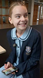 Australia begins enforcing worldfirst teen social media ban-1.webp