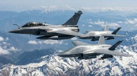 IAF Plans to Integrate Indigenous CATS Warrior with Rafale F4 via Open API Access for Enhanced Manned-Unmanned Teaming