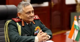 CDS General Anil Chauhan Evaluates Chinar Corps' Operational Readiness Along the Line of Control in Kashmir