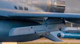 Pakistan Could Soon Field 400km AWACS Killer as Chinese J-10C Fighters Integrate DF-4/3 Pylons for PL-17 Missiles