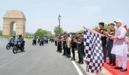 Kargil Vijay Diwas 2026: Defence Minister flags off motorbike expedition from Delhi to Dras